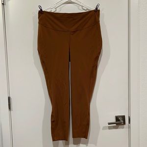 Lulu Lemon Leggings - 16